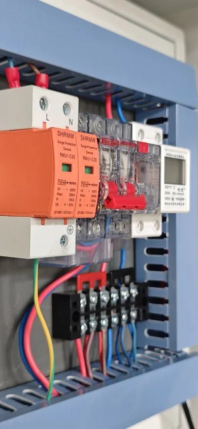 Leakage protection breaker for electrical safety